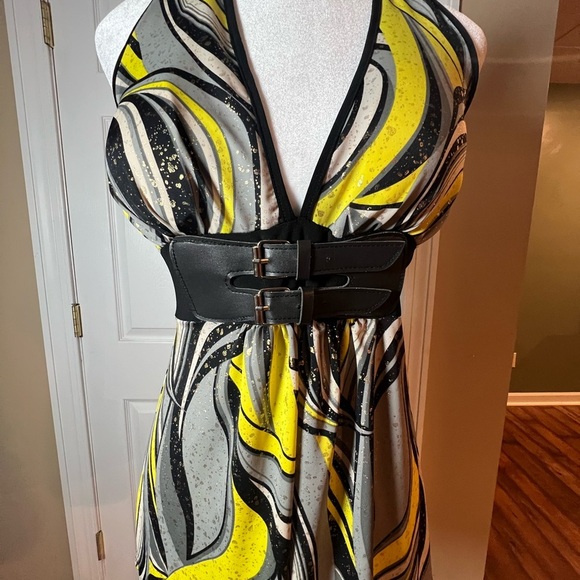 VGT 90s Y2K Charlotte Russe Size Large Yellow Black Halter Top with Waist Belt - Picture 2 of 6